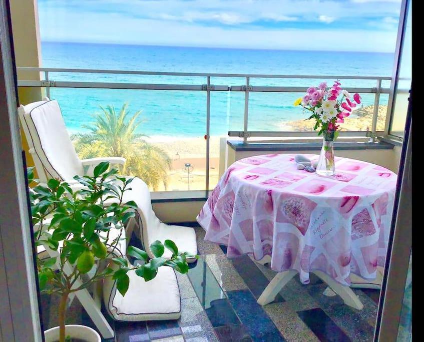 La Prom - A Two Bedroom Apartment With A Sea View Nice Eksteriør bilde
